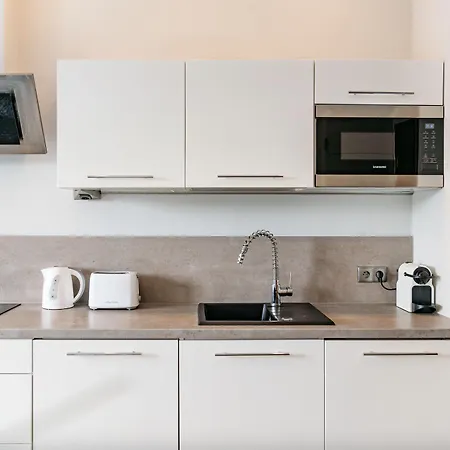 Bright - Loftaffair Apartment